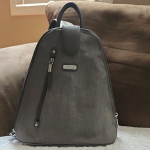Baggallini Metro With Wristlet Backpack